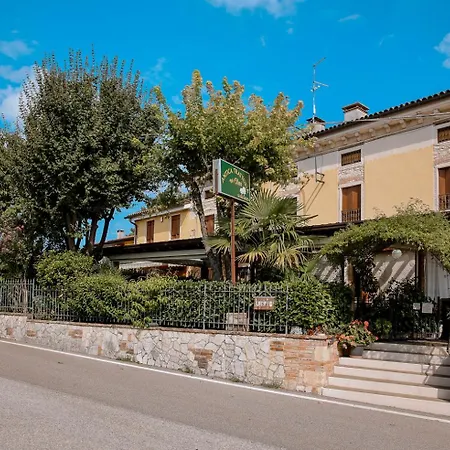 Apartamento Jungle Veranda Colli Berici, Con Ristorante Mossano