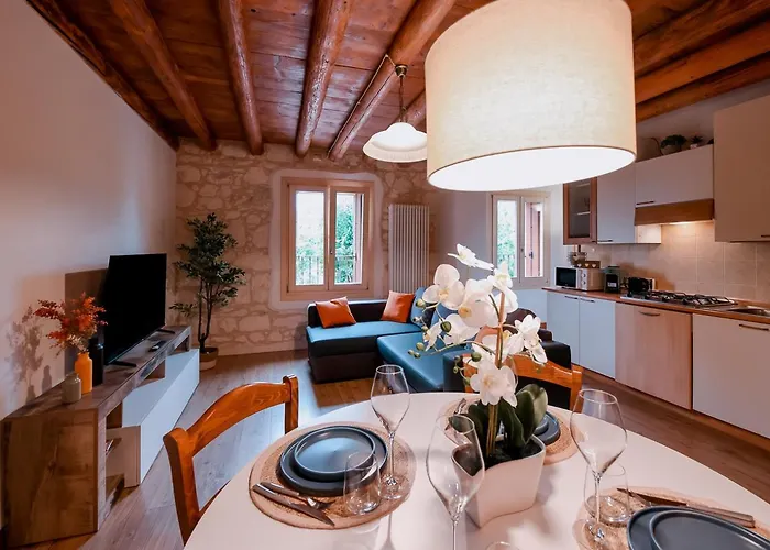 Jungle Veranda Colli Berici, Con Ristorante Apartment Mossano